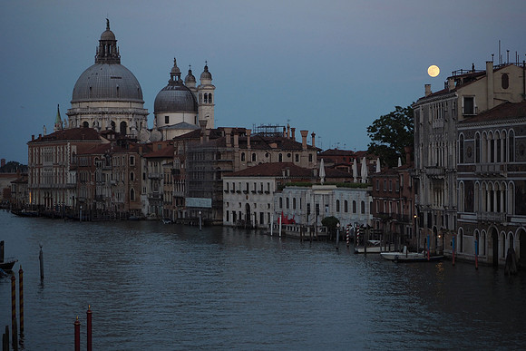 Venetian Moon