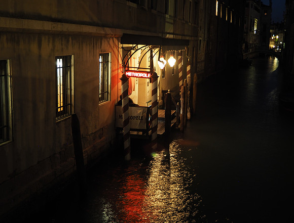 Canal Stop Night